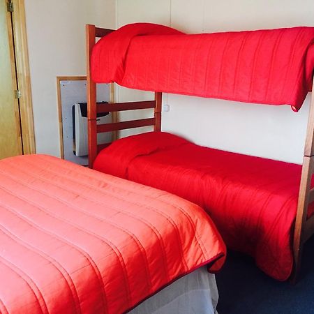 Hostal Dona Irma Punta Arenas Exterior photo