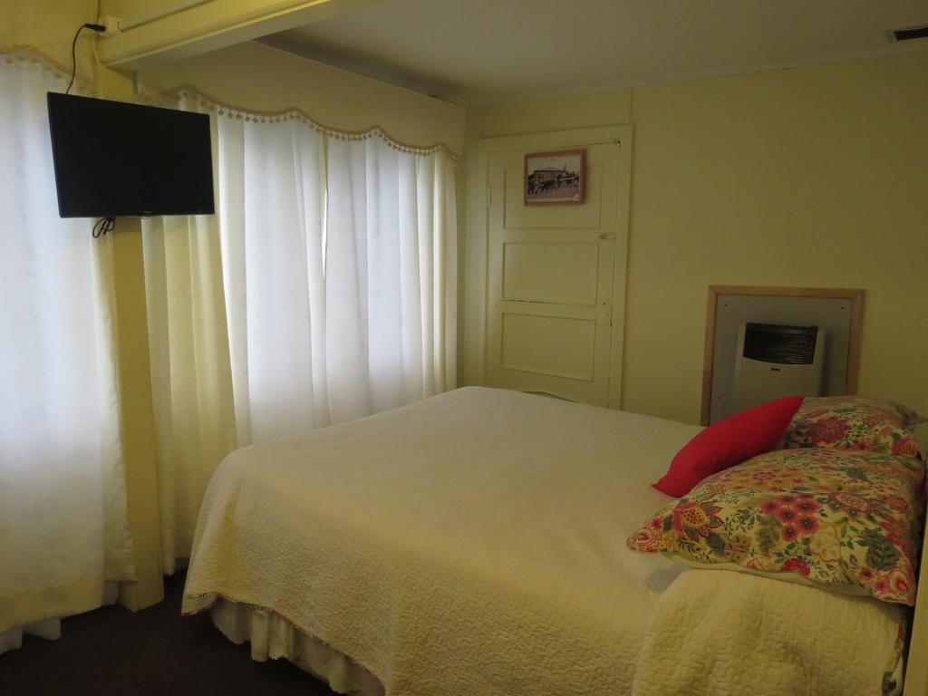 Hostal Dona Irma Punta Arenas Room photo