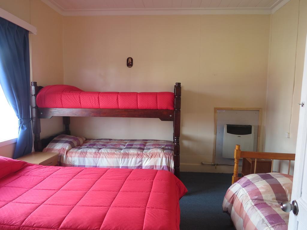 Hostal Dona Irma Punta Arenas Exterior photo