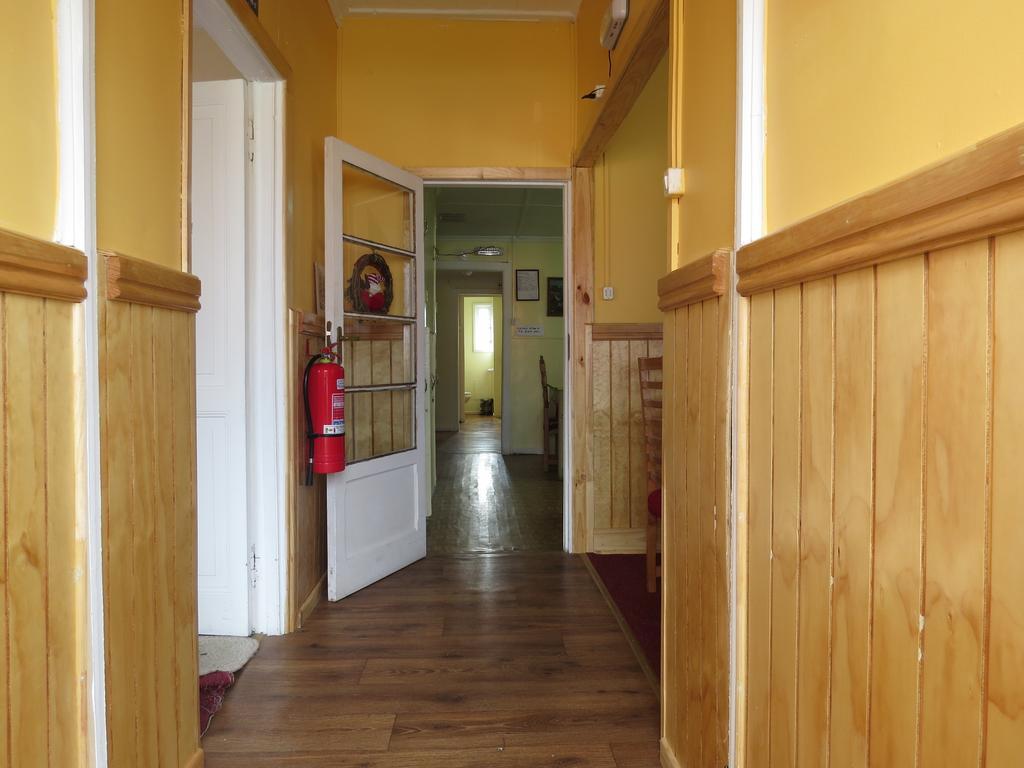 Hostal Dona Irma Punta Arenas Exterior photo